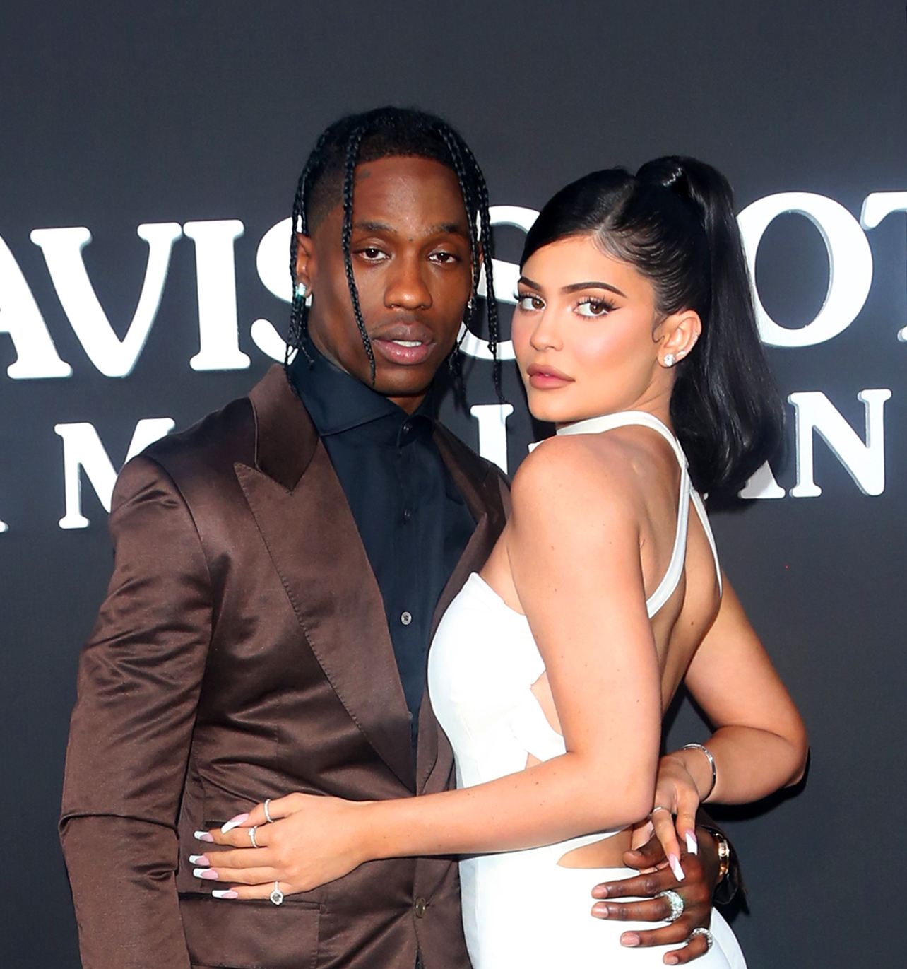 #RelationshipStatus. Kylie Jenner a lămurit misterul: ce fel de relație are cu Travis Scott?