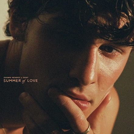 Hes back! Shawn Mendes are piesă nouă și sună bine de tot. Ai ascultat Summer of love?