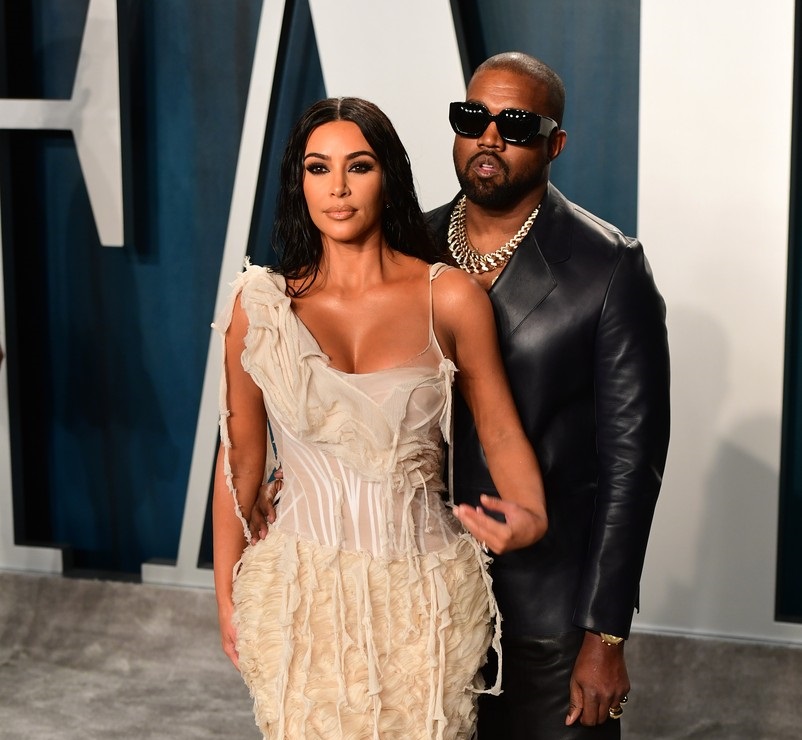 Adio, dar rămân cu numele! Kim Kardashian nu vrea să renunțe la numele West după divorț. Ce părere are Kanye?