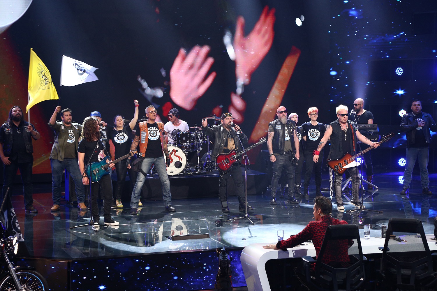 Nu poate vorbi, dar cântă! Un concurent i-a uluit pe jurații X Factor: Ce putere are muzica!