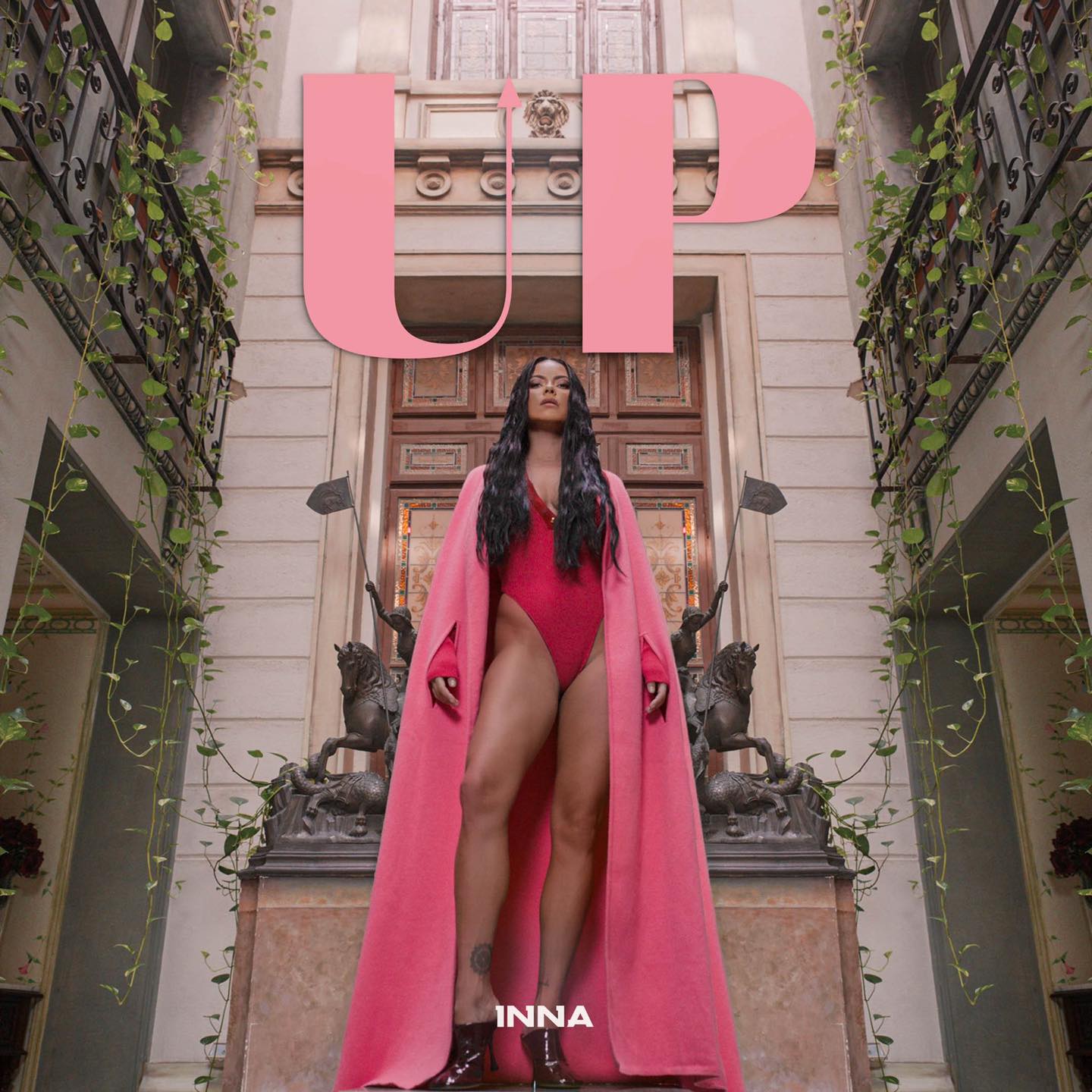 It’s UP! INNA a lansat piesă nouă. Are șanse să ajungă în trending?