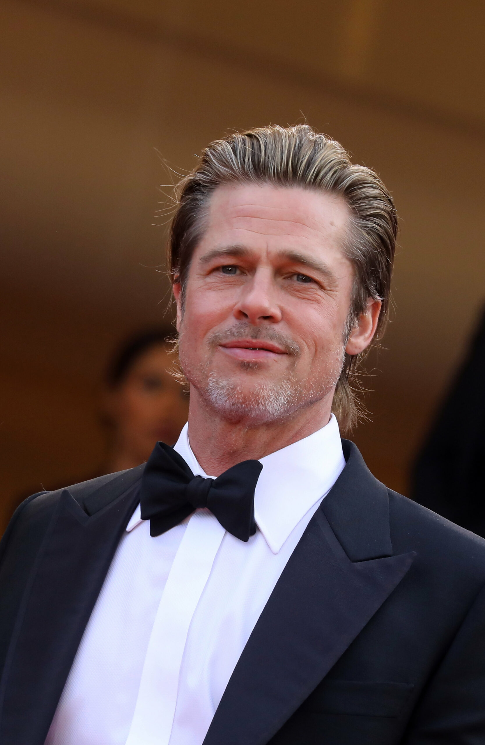 Love is in the air. Brad Pitt se iubește cu o artistă mai tânără cu 23 de ani decât el