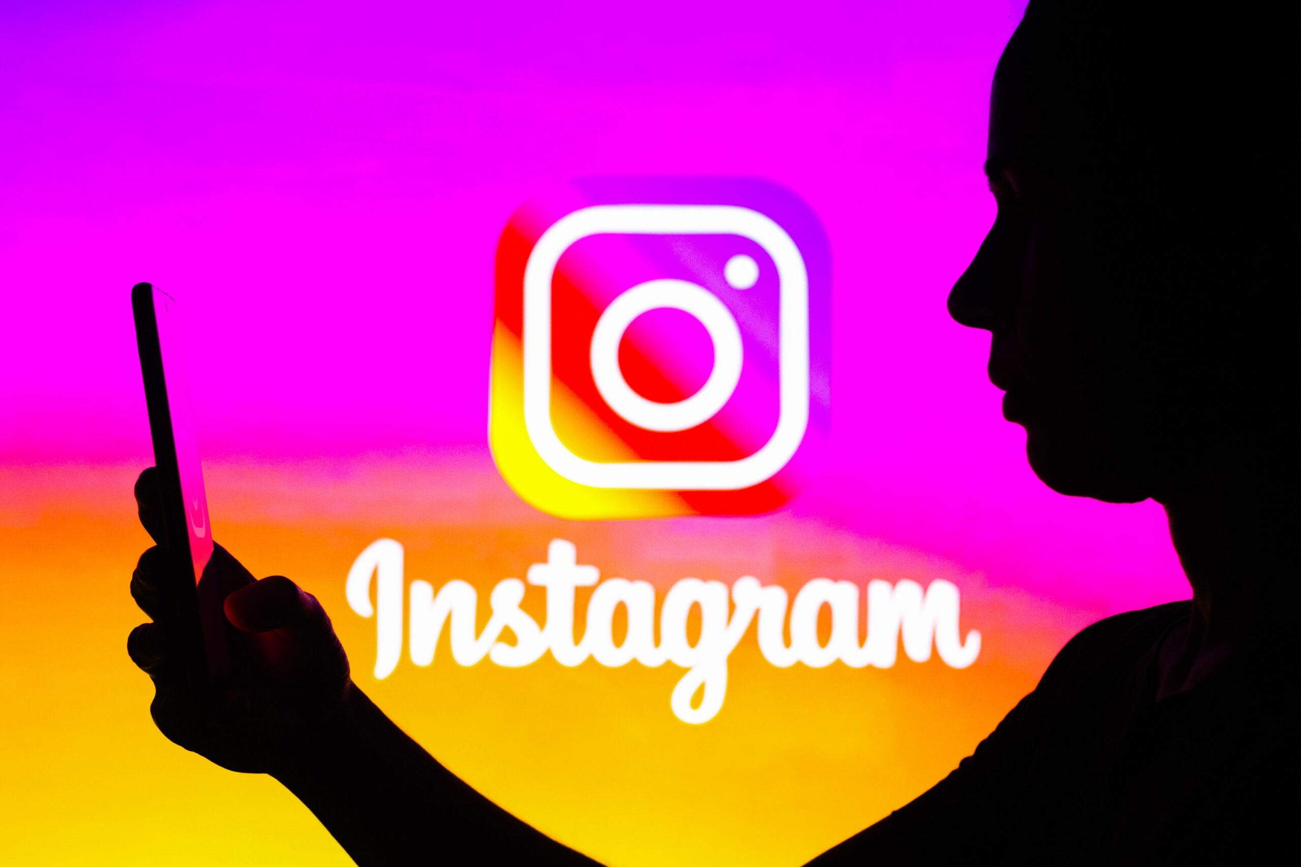 Strike a pose! Șapte aplicații care te ajută să arăți perfect în pozele pentru Instagram