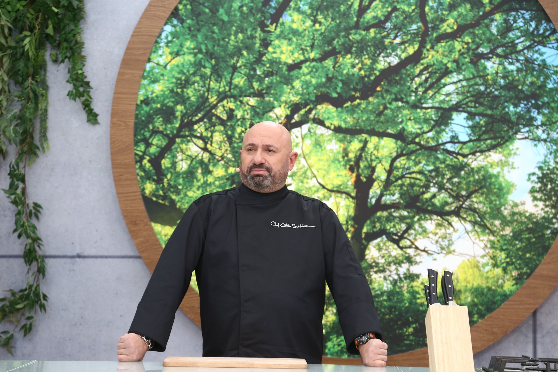 Chef Cătălin Scărlătescu: “Mi-aș dori foarte tare ca iubita mea să vină la Chefi la cuțite”