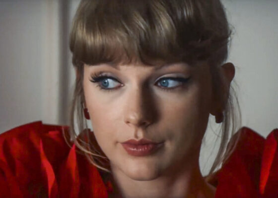 Taylor Swift, prima reacție după ce a fost dată în judecată pentru piesa „Shake it off”. „Nu am auzit în viața mea de ele”