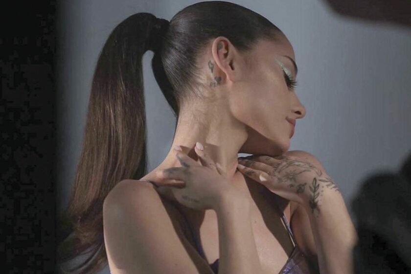 Ariana Grande a renunțat la celebrul ponytail. Cum arată, în realitate, părul artistei