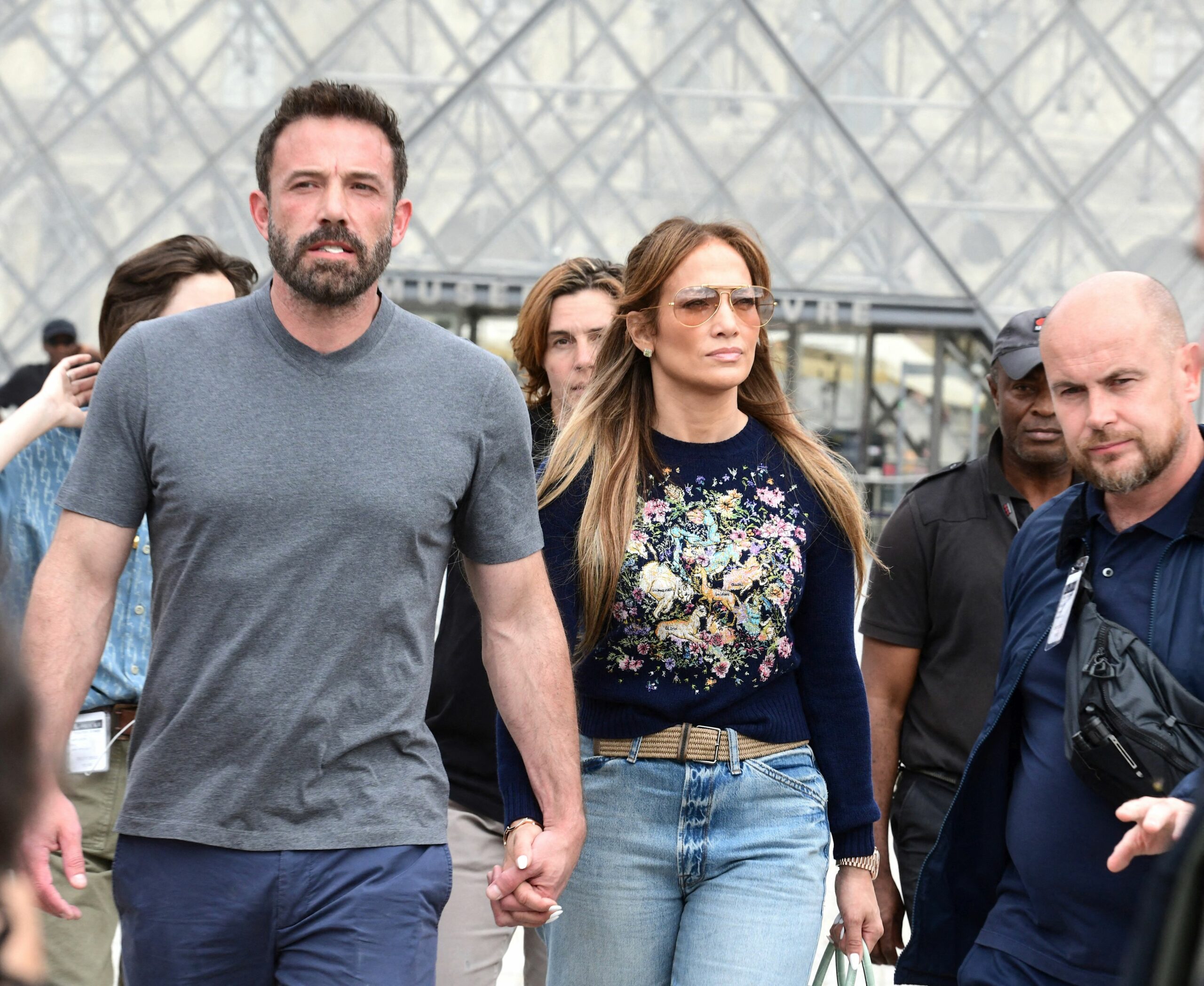 Jennifer Lopez și Ben Affleck s-au separat la trei săptămâni de la căsătorie. Fanii cred că mai este un singur pas până la divorț