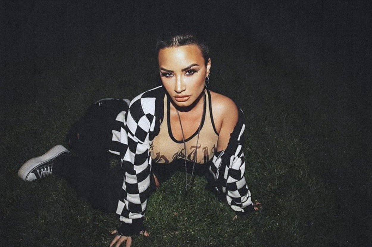 Demi Lovato, schimbare importantă pe Instagram. Totul are legătură cu orientarea ei sexuală