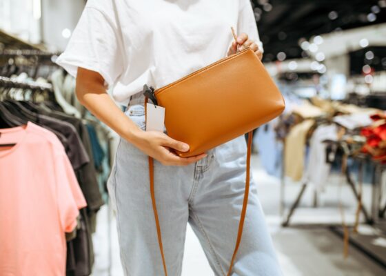 (P) Care ar trebui să fie geanta de mână perfectă pentru zi cu zi și pentru muncă?