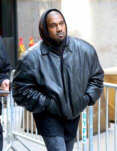 Kanye West șochează, din nou. Artistul i-a cerut iertare lui Kim și a anunțat că va candida la președinția Americii