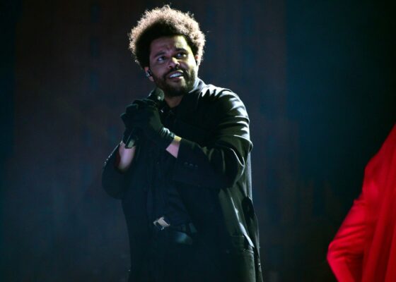 #canceled. The Weeknd a urcat pe scenă și i-a anunțat pe fani că își anulează concertul