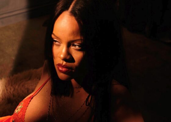 Rihanna, mai hot ca niciodată. Cum s-a filmat artista la șase luni după ce a devenit mămică