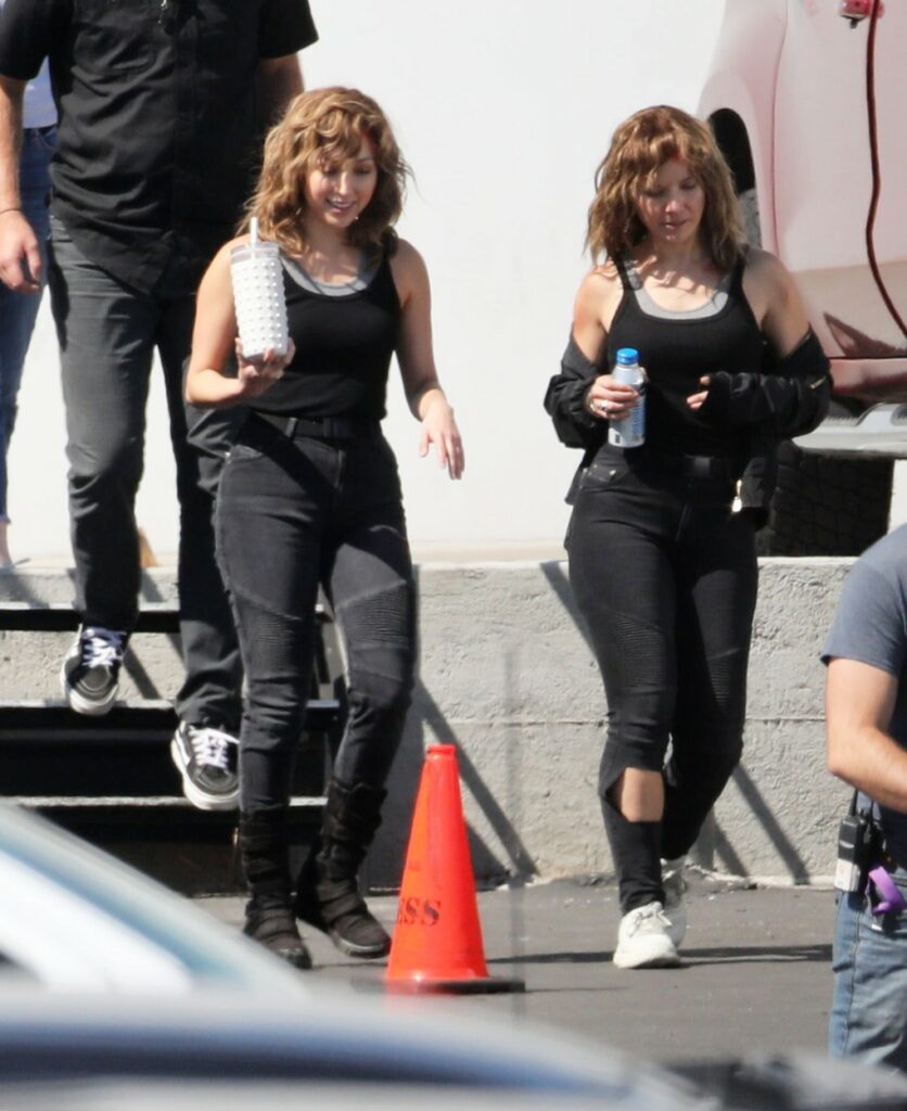#doubletrouble. Cum arată dublurile lui Jennifer Lopez din „Atlas”, cel mai recent film cu artista în rol principal
