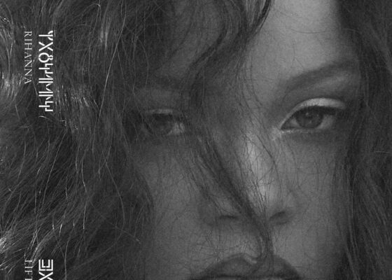 Rihanna - Lift me up | Versuri