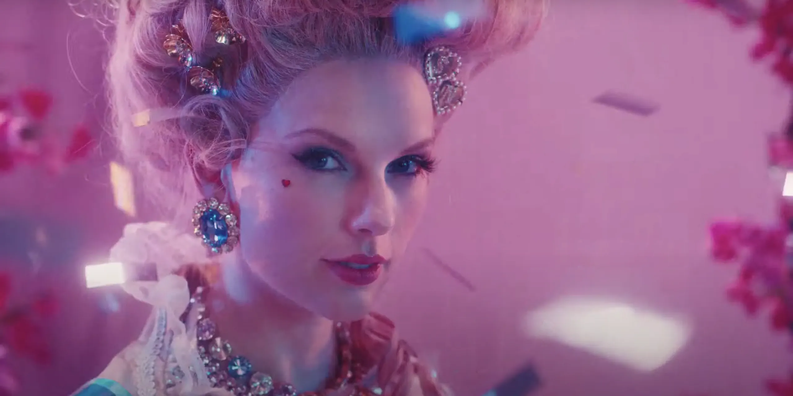 Taylor Swift – Bejeweled | Versuri