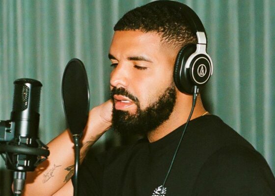 Imaginile cu Drake arestat în Suedia au devenit virale. Ce gafă a făcut rapperul de data asta