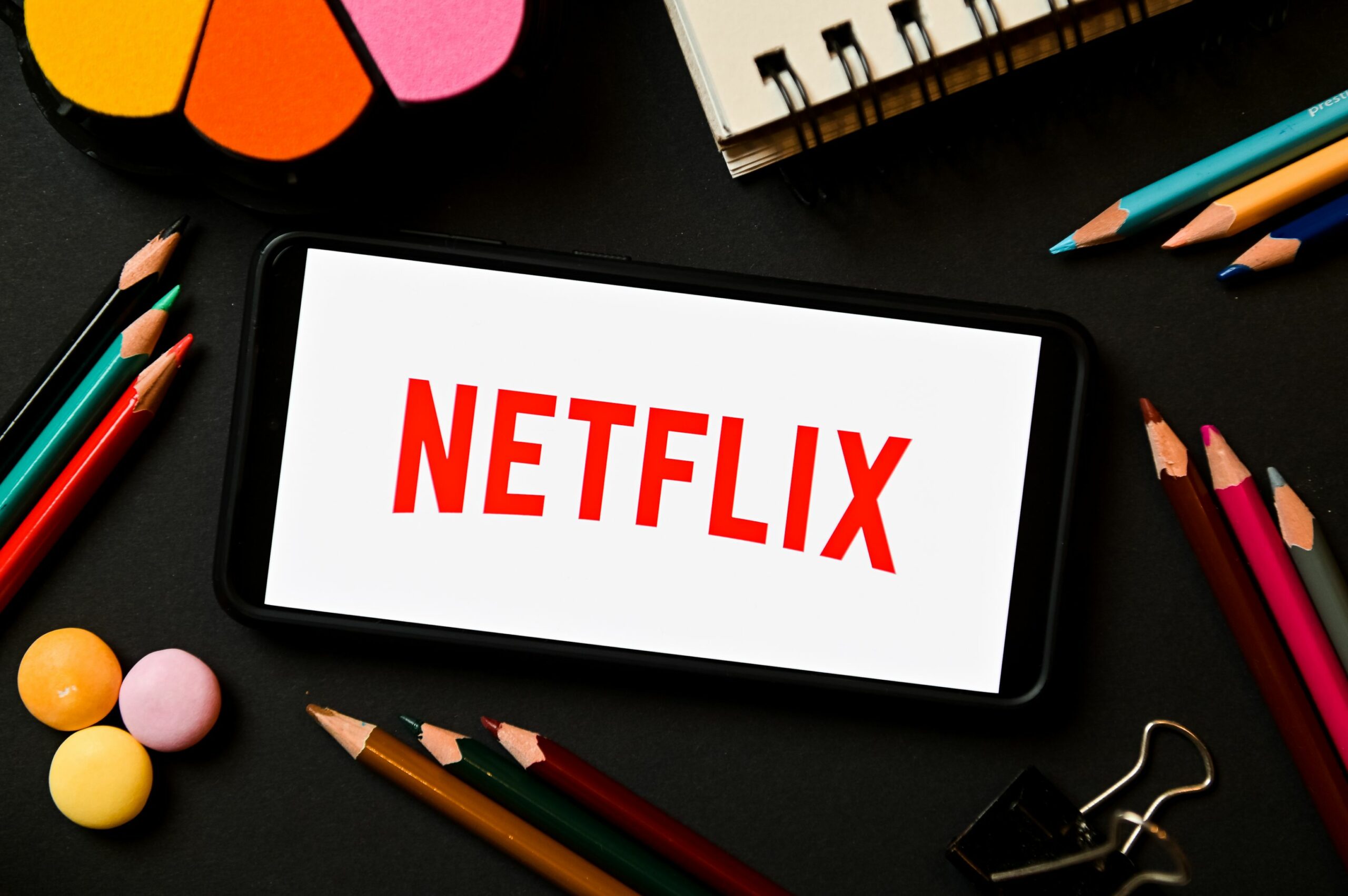Save the date! Se lansează o nouă platformă de streaming care va face concurență lui Netflix și Disney+