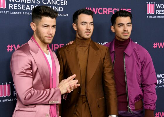 Jonas Brothers, cuceriți de o româncă. Cine este și cu ce i-a dat pe spate pe cei trei frați talentați