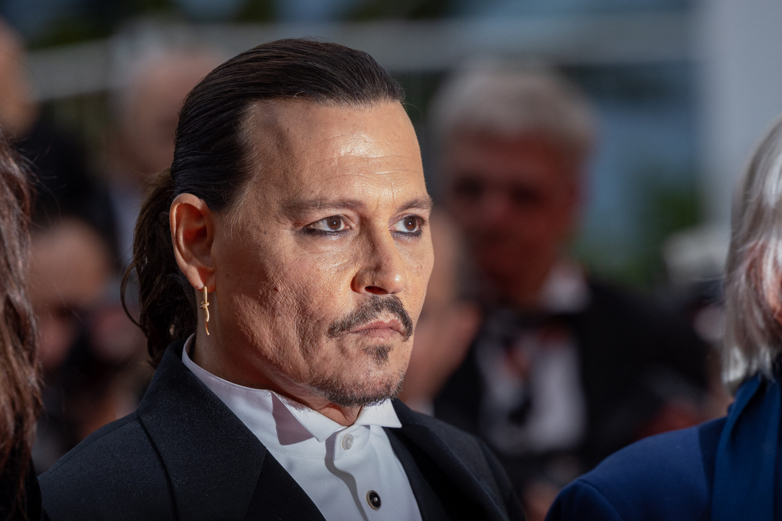 Johnny Depp s-a accidentat și și-a anulat o mare parte din concerte. Mai vine sau nu actorul în România