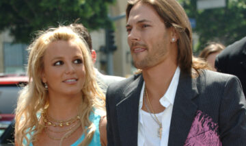 Băieții lui Britney Spears sunt adolescenți și locuiesc cu tatăl lor. Bristney și Kevin Federline sunt îmbrăcați în ținută casula. Ea are o rochie albastră, iar el o camasă albă, un sacou negru și o batistă roz la piept.