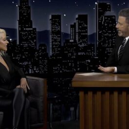 Christina Aguilera, în colanți negri, la Jimmy Kimmel