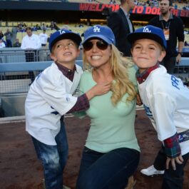 Britney Spears fotografiată alături de fii ei pe vremea când aceștia erau mici