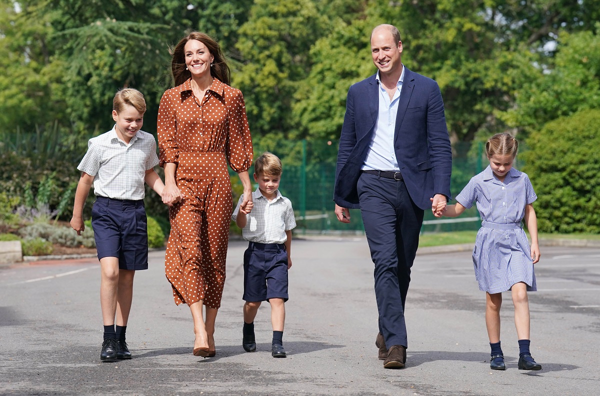 Prințul William alături de soția și copiii lui
