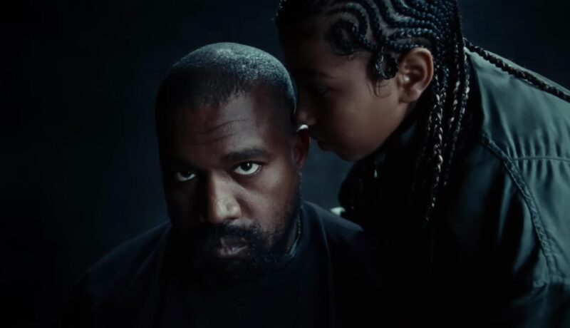 Kanye West și Ty Dolla $ign au lansat prima parte a albumului „Vultures”. North West apare în videoclipul piesei „Talking / Once Again”