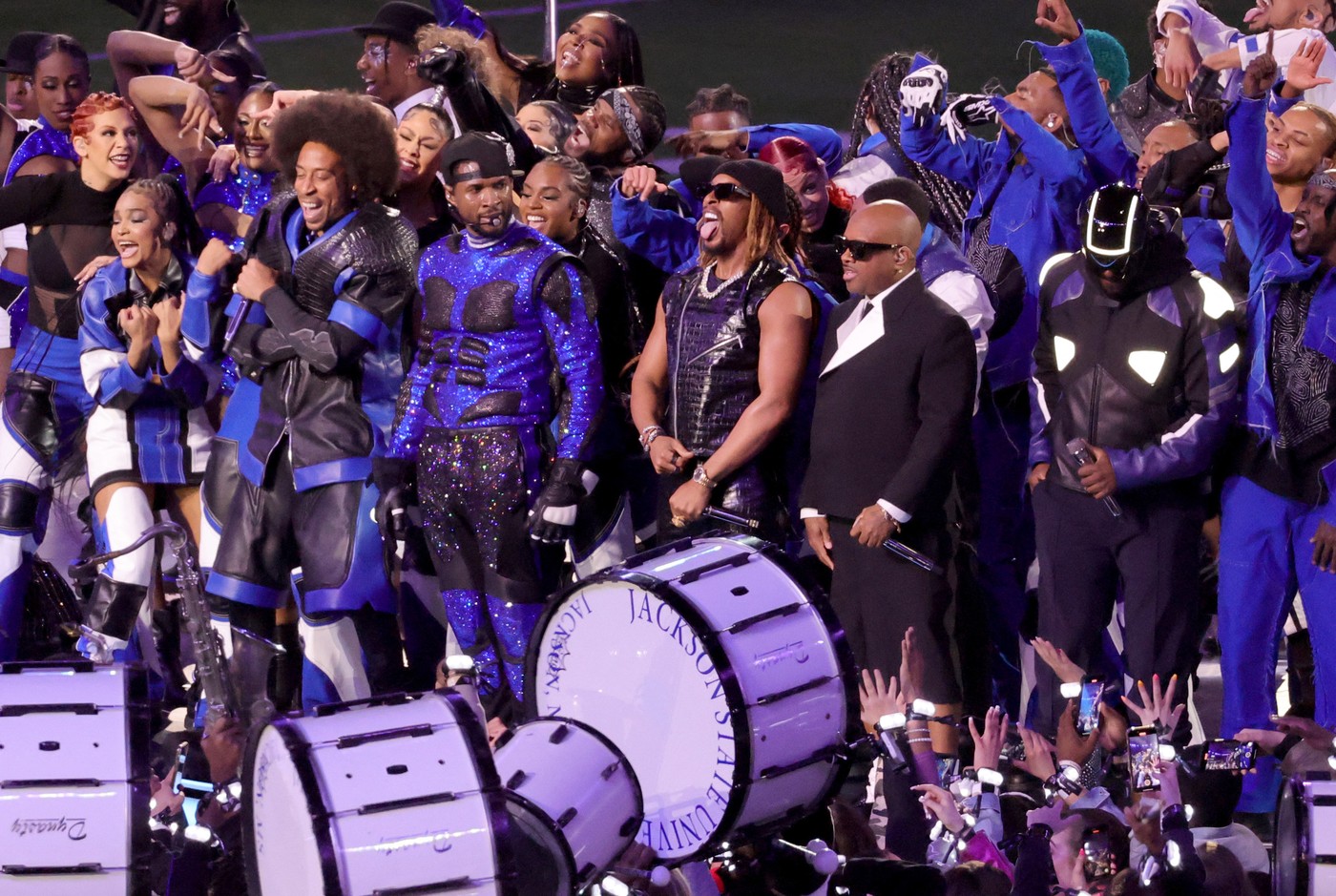 Usher a făcut un spectacol de senzație la Super Bowl 2024. El a avut o serie de invitați de seamă și a făcut super show / Profimedia Images