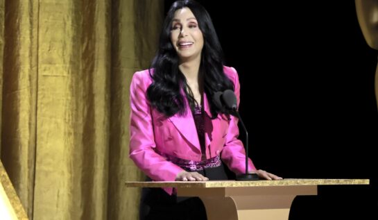 Cher a interpretat melodia „Believe” la iHeartRadio Music Awards. Diva a făcut un duet cu Jennifer Hudson