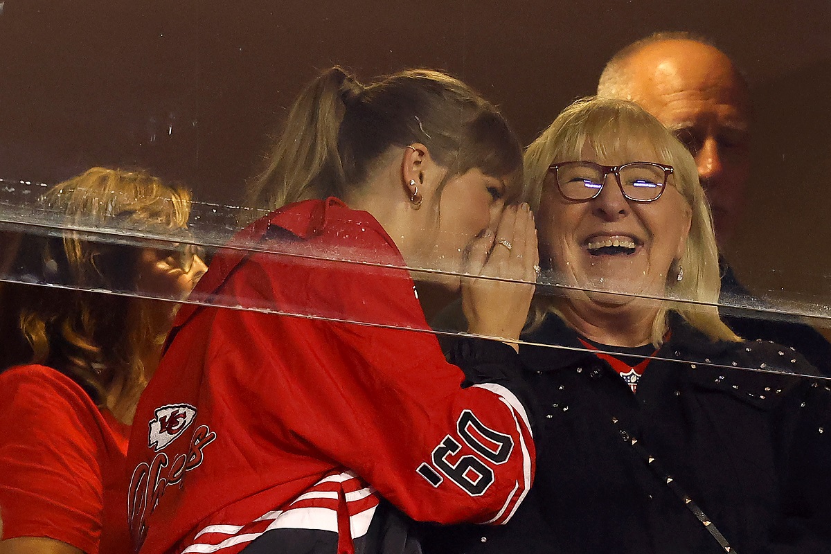 Mama lui Travis Kelce vrea să știe ce piese de pe albumul lui Taylor Swift sunt despre fiul ei: Va trebui să o întreb când o voi vedea