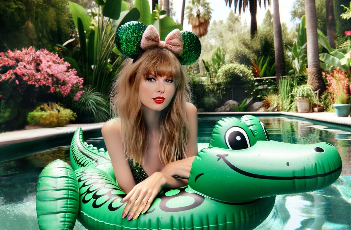 Taylor Swift, pe un colac în formă de crocodil cu cordeluță cu urechi pe cap