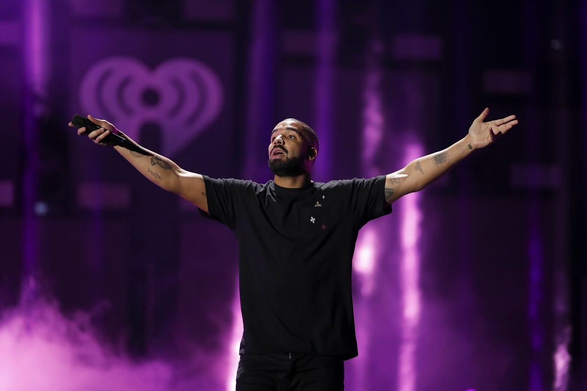 Drake a sărutat-o pe Nicki Minaj în timpul unui concert din Toronto: A trecut prea mult timp